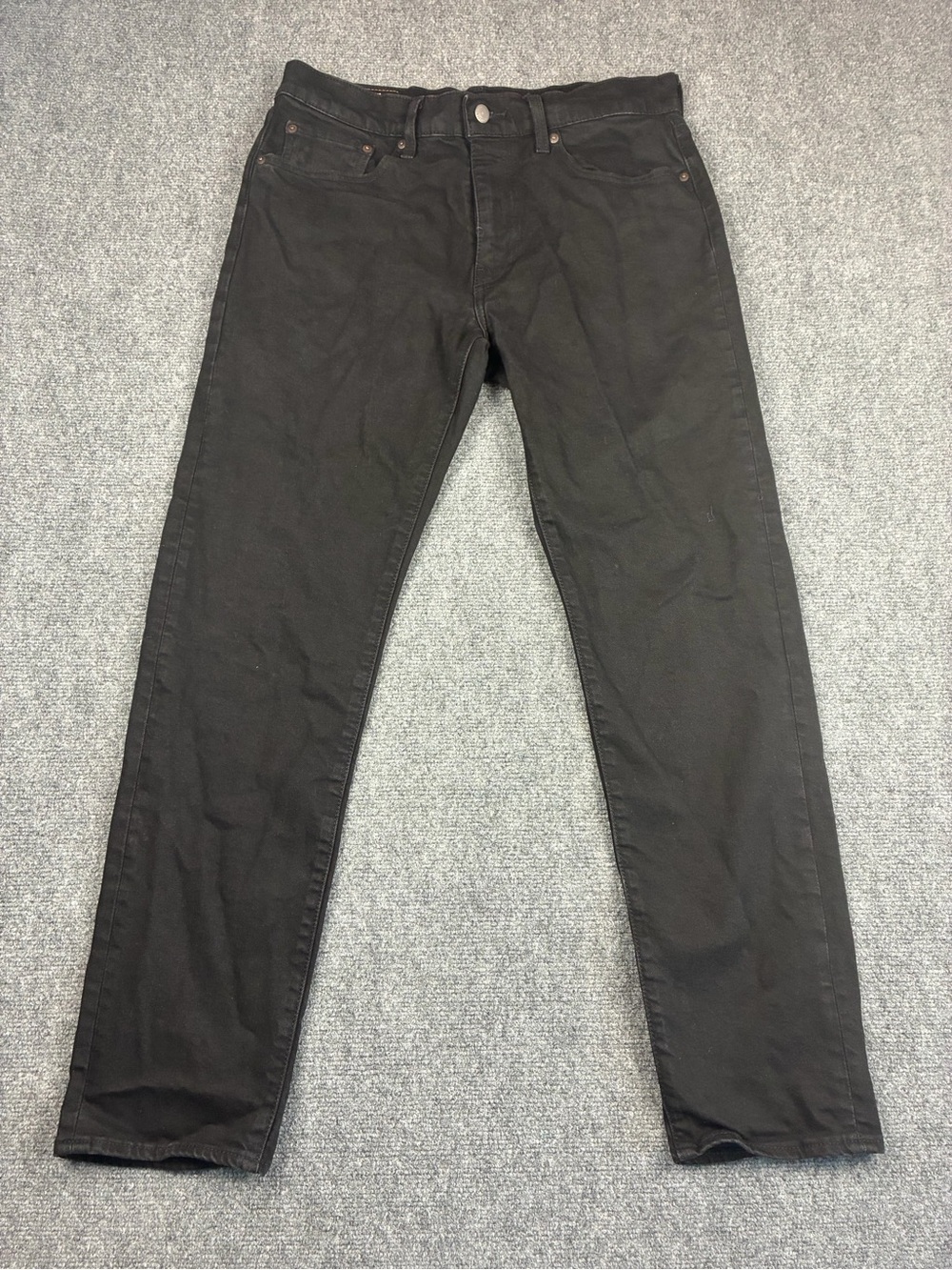 Levi’s Men's 502 Regular Taper Jeans